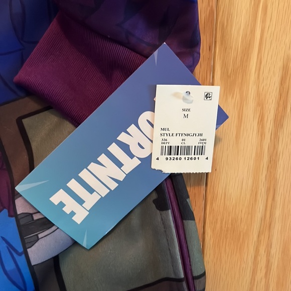 NEW Fortnite sweatshirt hoodie costume- Sz M - Picture 2 of 6